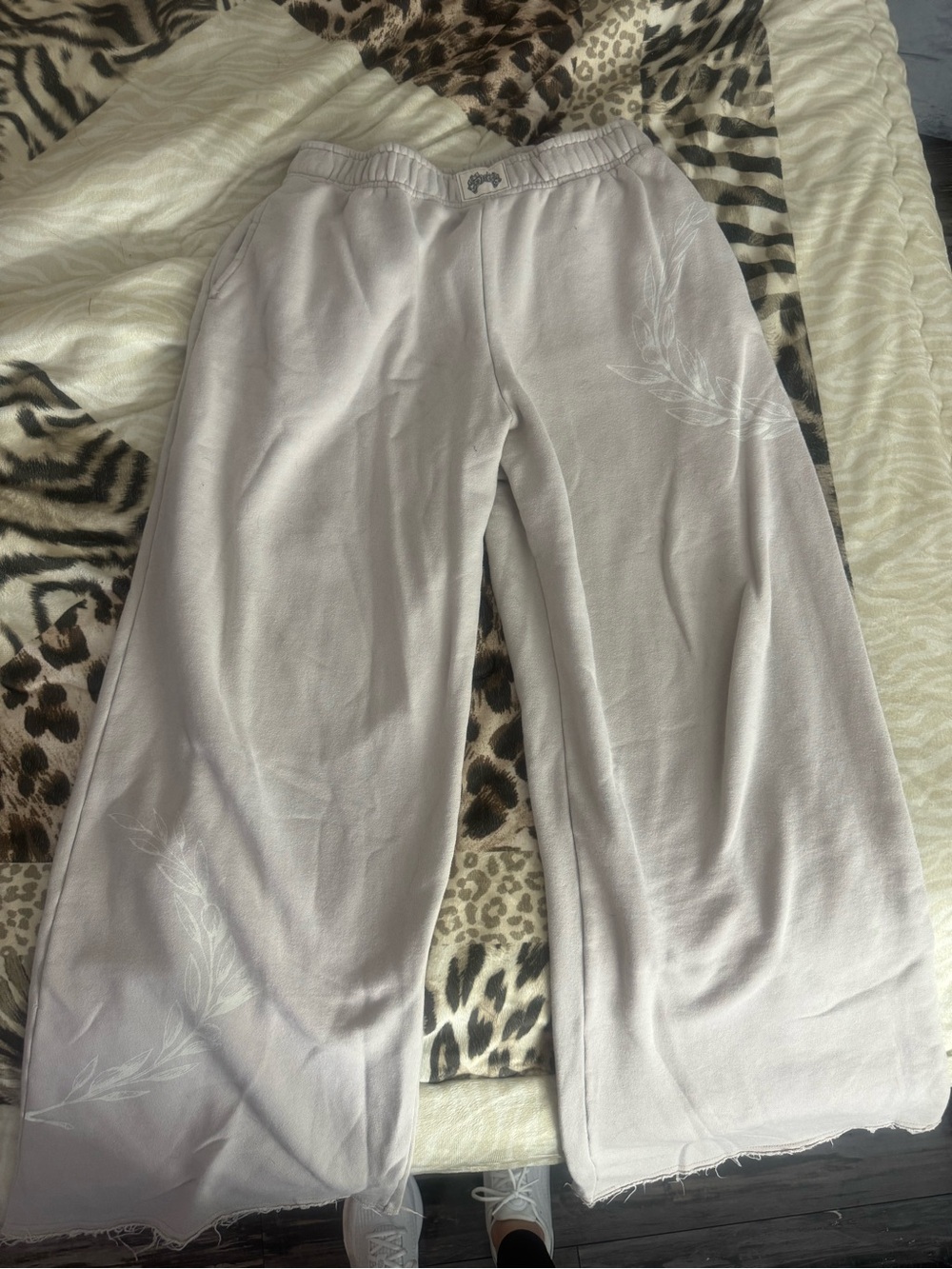 Beige darc sport medium sweat pants
